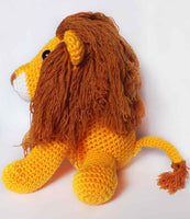 amigurumi crochet lion side view