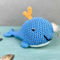 amigurumi crochet whale