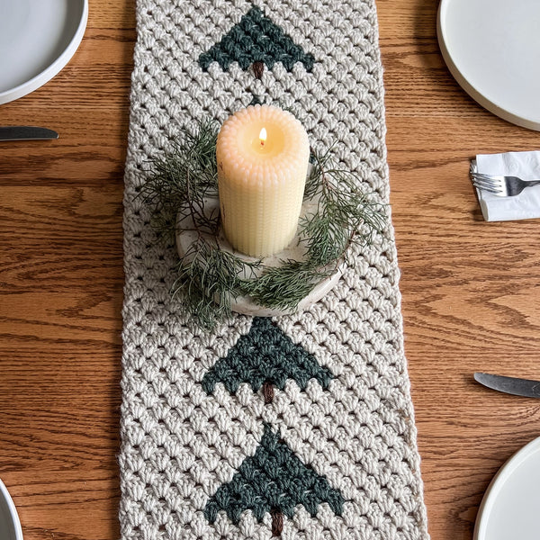 Christmas Tree Table Runner PDF Crochet Pattern