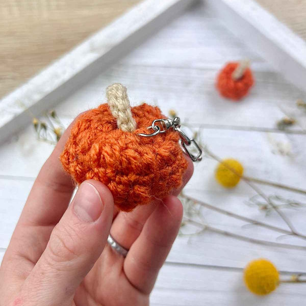 crochet pumpkin keychain