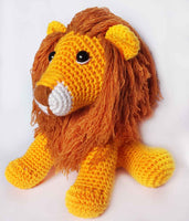 crochet amigurumi lion side view