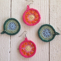 Crochet earrings with crochet thread